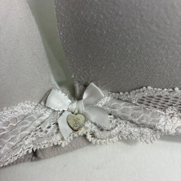 Body by Victoria’s Secret Push-Up Bra Soft Beige Lace Trim Sz 34D - Picture 2 of 7